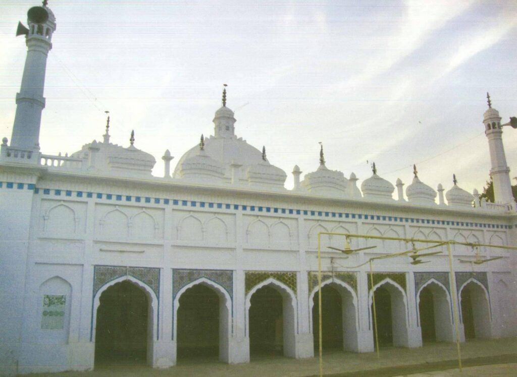 makhdoom-abdul-rehman-01